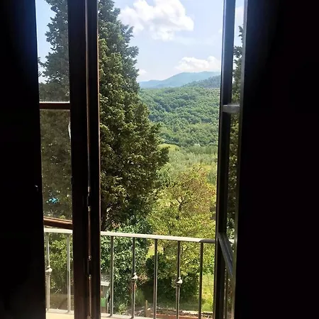 Studio In Figline Valdarno With Shared Pool And Wifi דירה סן קאסיאנו ב-ואל די פזה