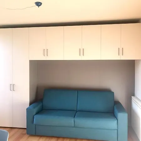 Studio In Figline Valdarno With Shared Pool And Wifi דירה
